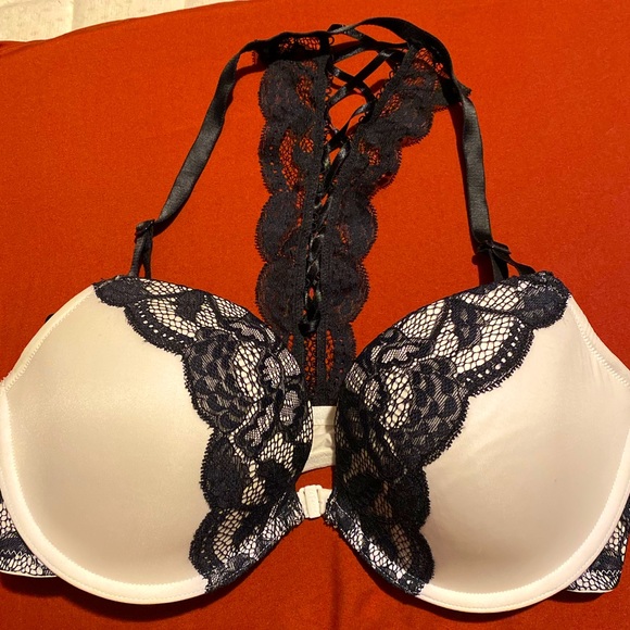 BNWT Black & White Lace Back Bra - Picture 1 of 8